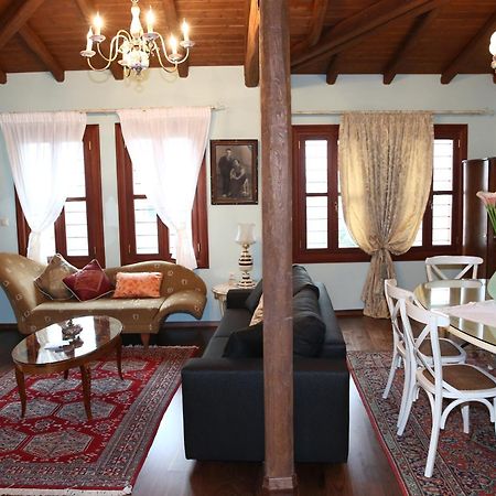 The House By The River Luxury Villa Veria  Exterior photo